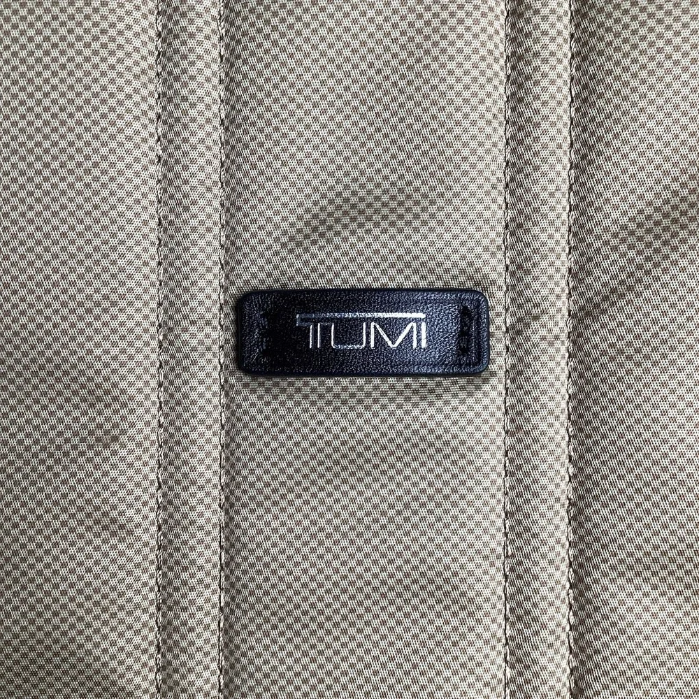TUMI Beige iPad or Tablet Sleeve Quilted Case Protector Bag NEW